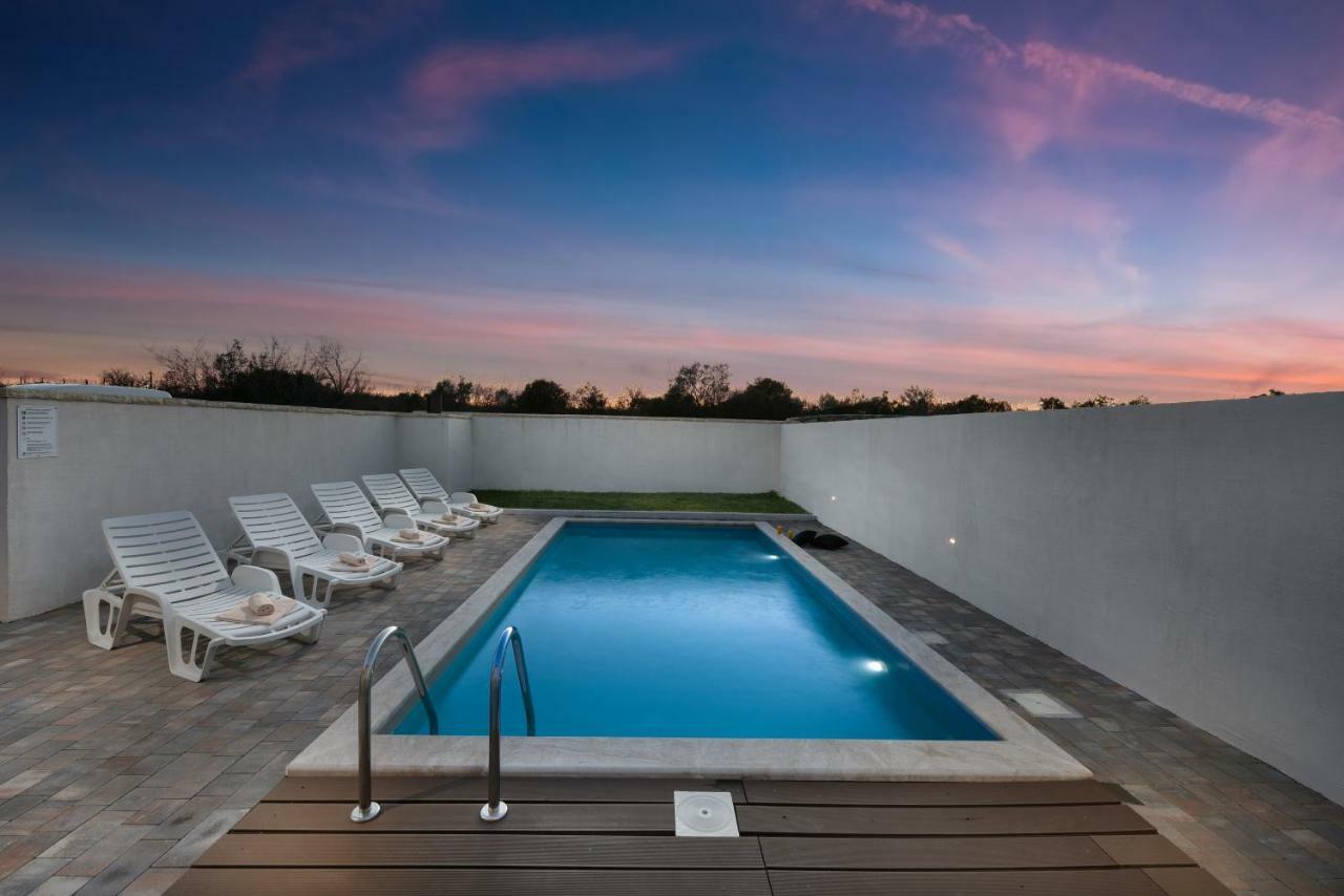 Holiday Home Luka Zadar Zewnętrze zdjęcie