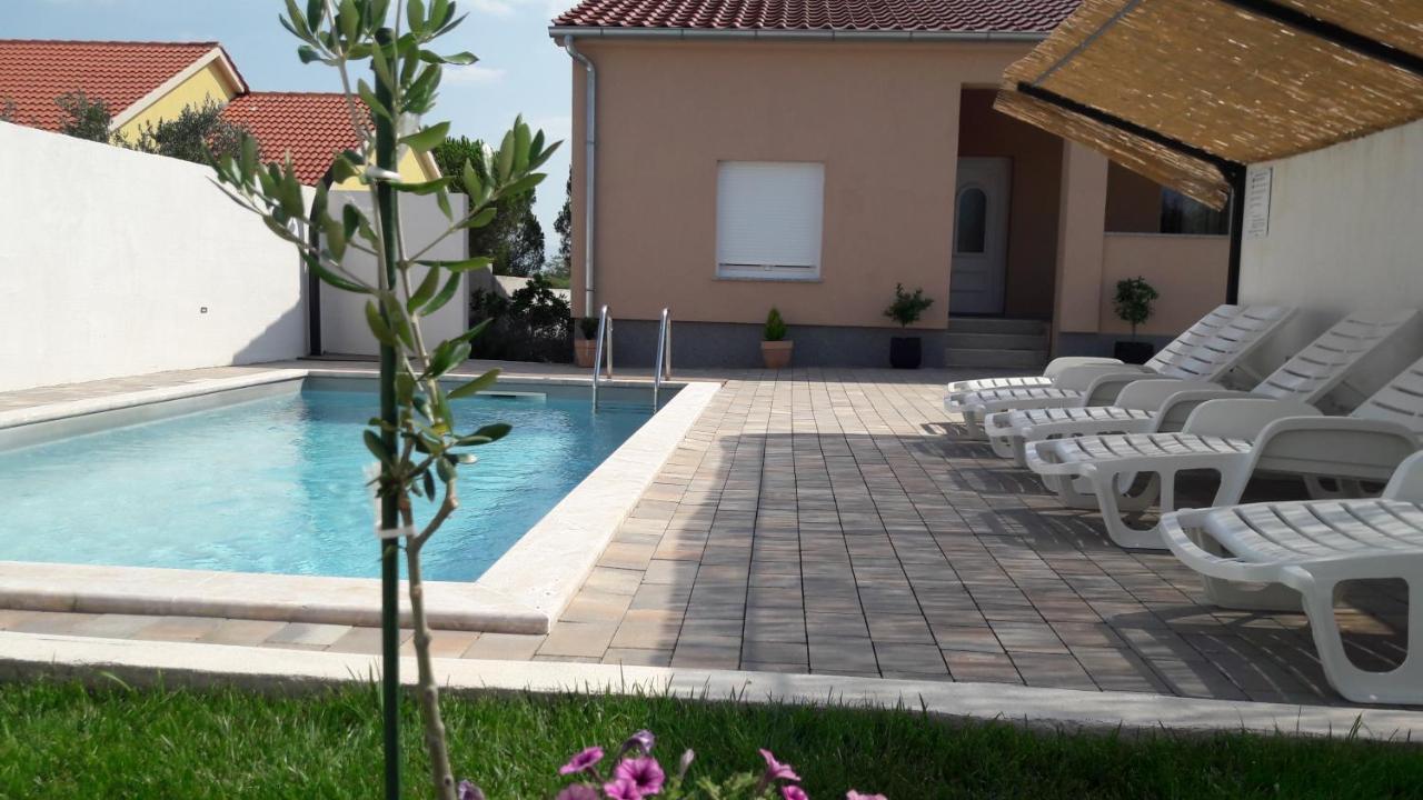 Holiday Home Luka Zadar Zewnętrze zdjęcie
